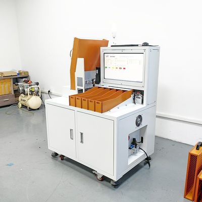 Хорошая цена XWELL XW-BS05 Автоматический цилиндрический сортировщик батарейных ячеек 5CH 2500-3000 шт/ч для 18650 21700 32700 ячеек онлайн